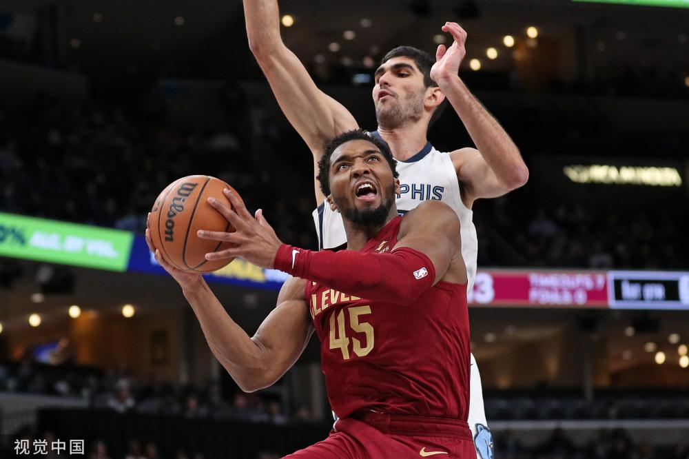 随偶像的脚 随偶像的脚