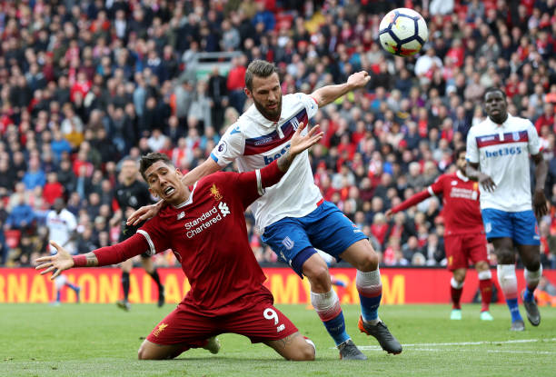 次公众露面 次公众露面