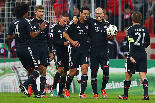 WNBA官方：麦克布莱德顶替受伤的霍华德加入科利尔队.